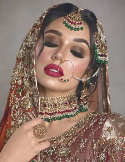 aisha malika fran0228 close up 1